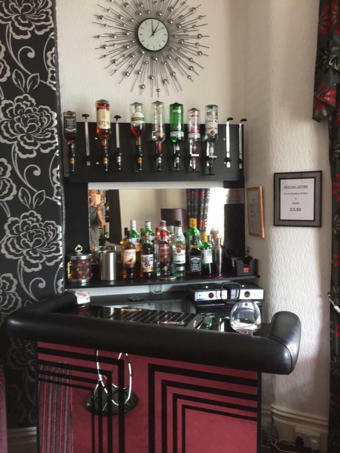 Ash Lea Hotel Blackpool Bagian luar foto